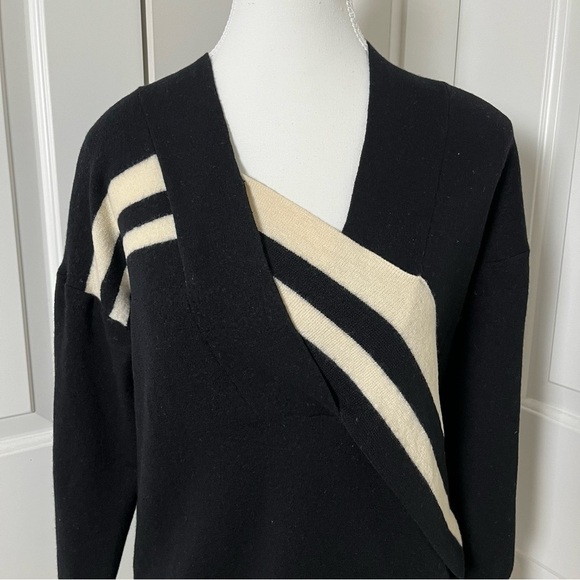 Rag & Bone Grace V-Neck Sweater Black Ivory Striped Merino Wool XS/S - Picture 4 of 14